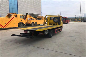 庄河非事故拖车